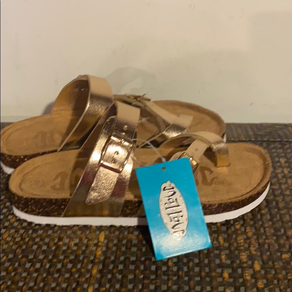 Brand New Girls Sandals